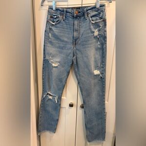 Abercrombie & Fitch Simone High-Rise Slim ripped Women Jeans